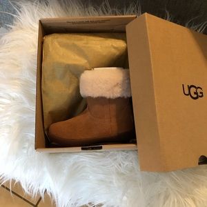 Toddler girl UGG boots. Brand new . In box